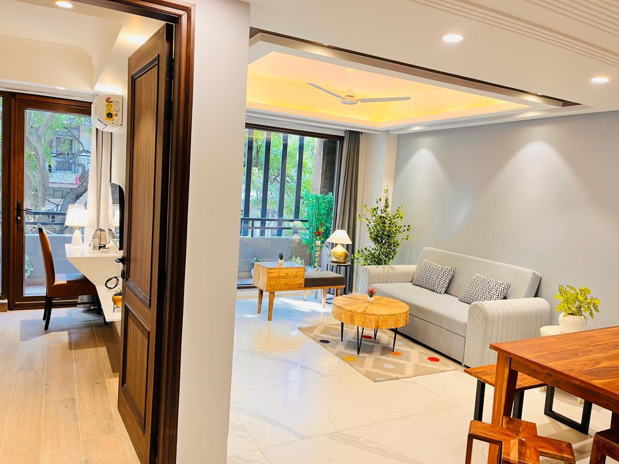 Hotel Gianmala Residency South Extension Near Aiims Delhi Nuova Delhi Esterno foto