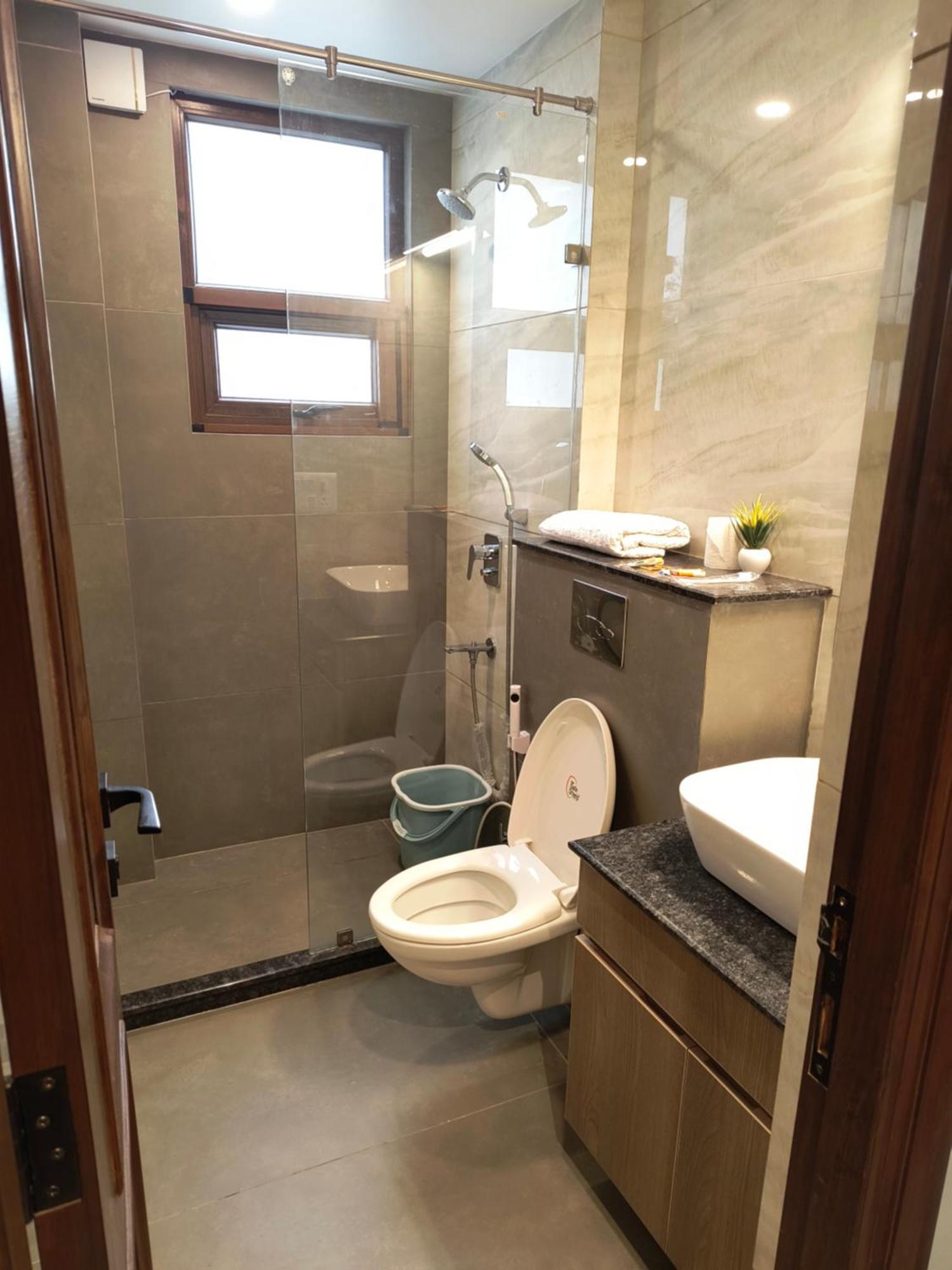 Hotel Gianmala Residency South Extension Near Aiims Delhi Nuova Delhi Esterno foto