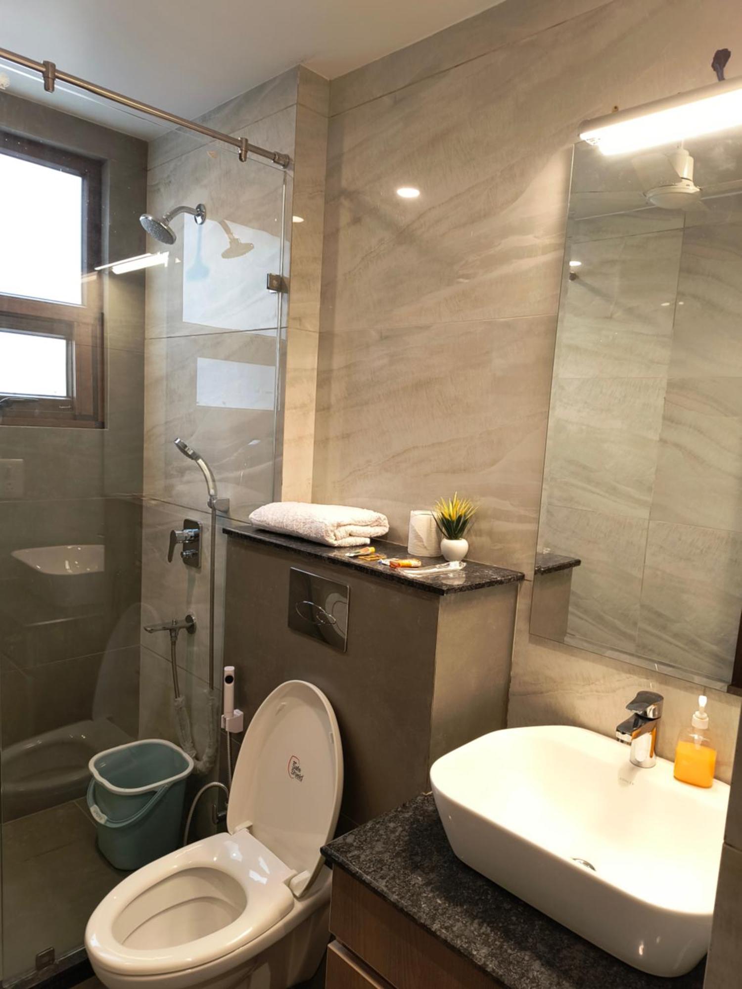 Hotel Gianmala Residency South Extension Near Aiims Delhi Nuova Delhi Esterno foto