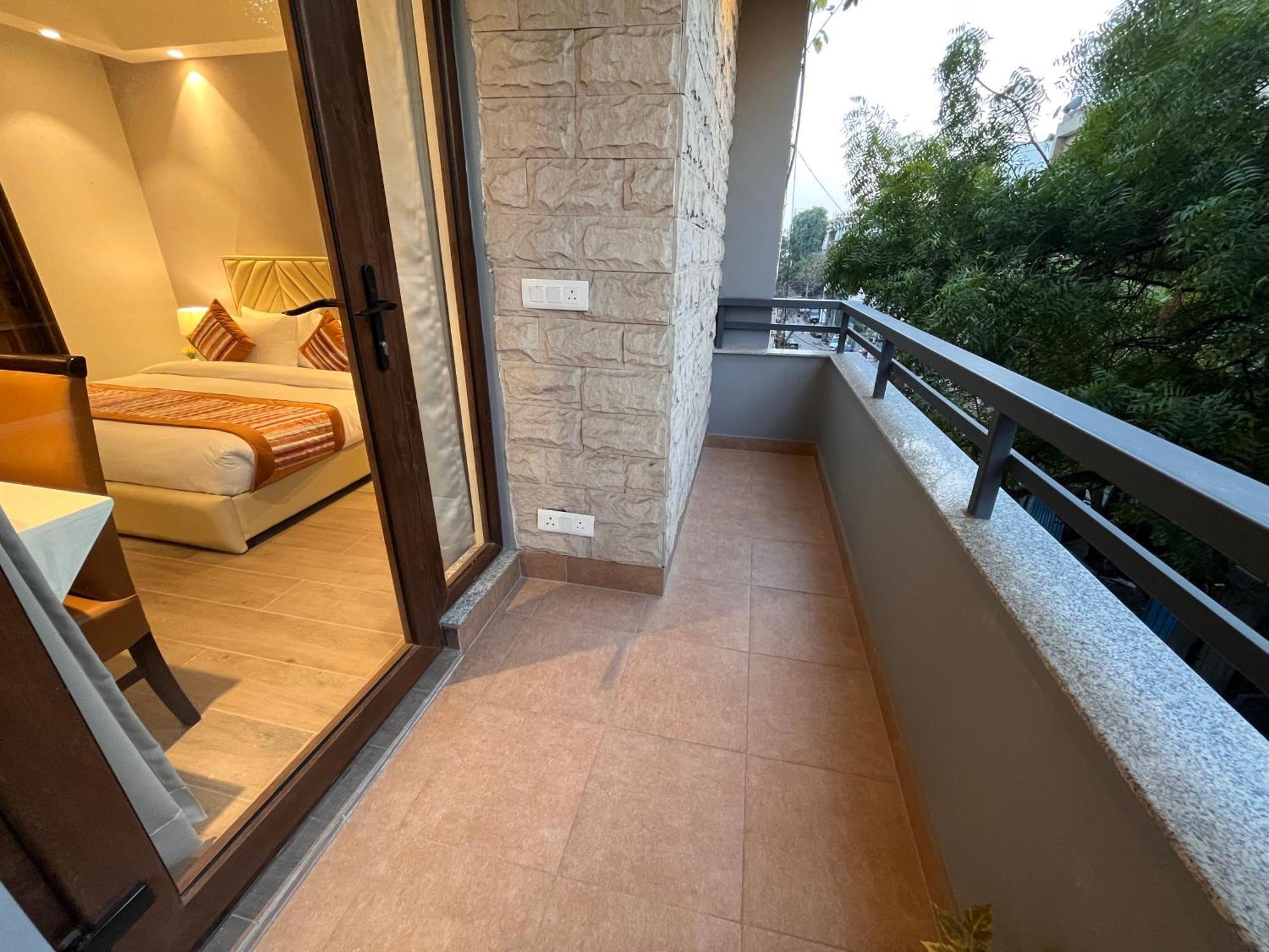 Hotel Gianmala Residency South Extension Near Aiims Delhi Nuova Delhi Esterno foto