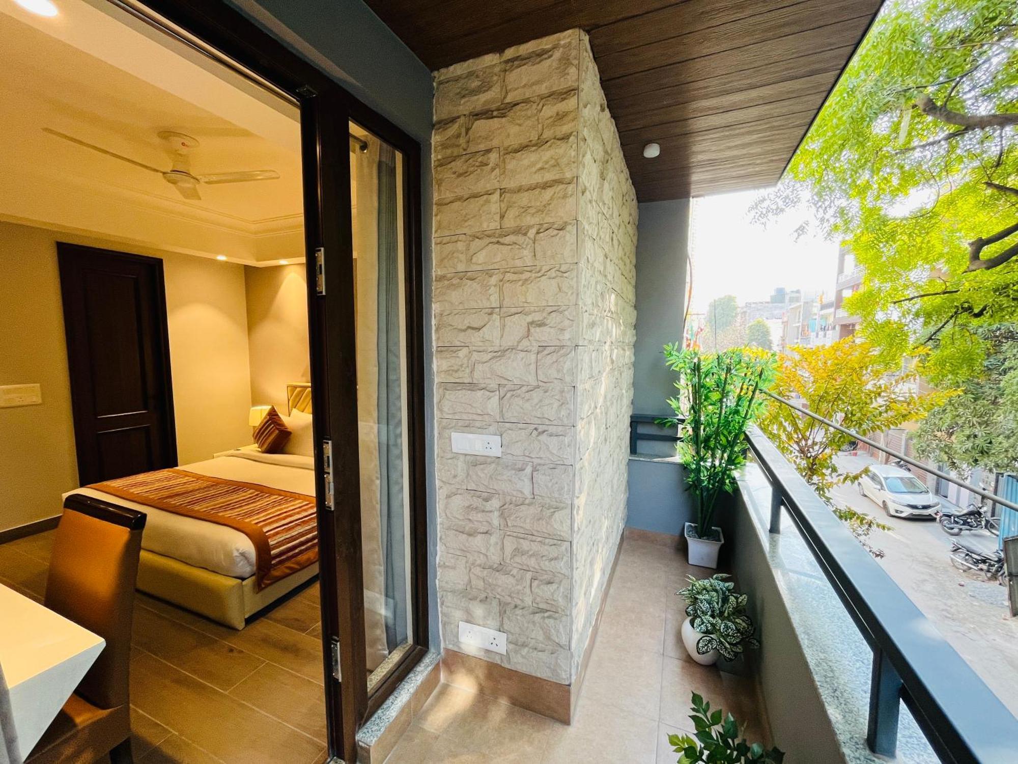 Hotel Gianmala Residency South Extension Near Aiims Delhi Nuova Delhi Esterno foto