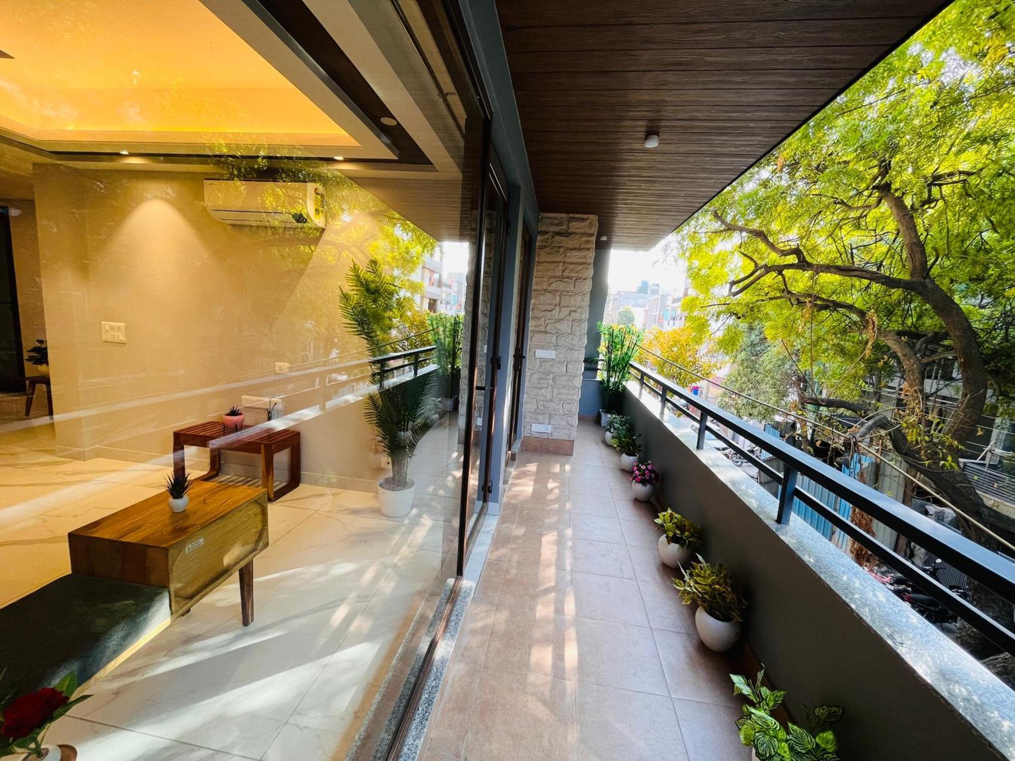 Hotel Gianmala Residency South Extension Near Aiims Delhi Nuova Delhi Esterno foto